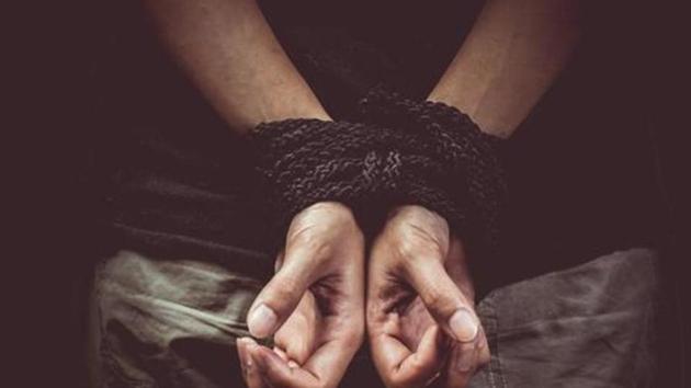 Police in Pune rescued a 27-year-old man kidnapped by five men in a little over 12 hours by tracking the mobile used by the abductors to make ransom calls.(Shutterstock / Representative Image)