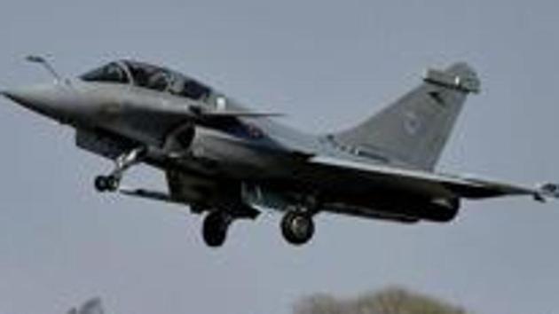 The petition also sought information about the Rafale contract given to Reliance by Dassault.(PTI/File Photo) The petition also sought information about the Rafale contract given to Reliance by Dassault.(PTI/File Photo)