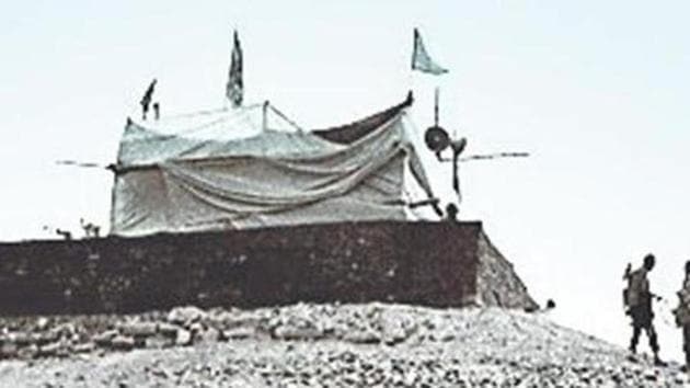 A file photo of the makeshift Ram temple in Ayodhya. (HT Photo) A file photo of the makeshift Ram temple in Ayodhya. (HT Photo)