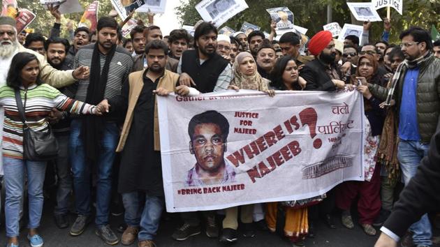 The Delhi high court “declined” the plea of the missing student’s mother, Fatima Nafees, to constitute a Special Investigation Team and monitor the probe, thereby removing the CBI from the investigation. (HT/File Photo) The Delhi high court “declined” the plea of the missing student’s mother, Fatima Nafees, to constitute a Special Investigation Team and monitor the probe, thereby removing the CBI from the investigation. (HT/File Photo)