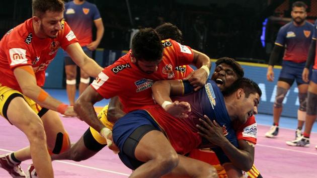 With the tie Dabang Delhi brought to an end their losing run against Gujarat Fortunegiants.(Pro Kabaddi)