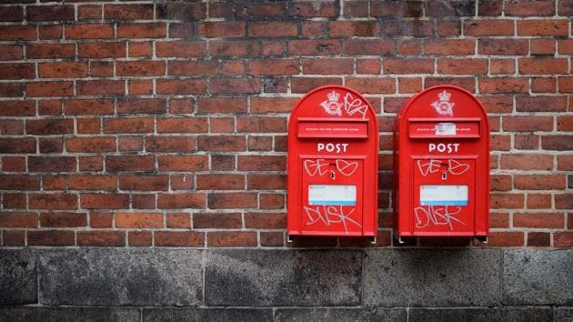 Snail mail doesn’t give all those thrills as a quick email does(Photo by Kristina Tripkovic on Unsplash)