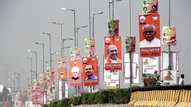 A grand symbolic gesture would come from Prime Minister Narendra Modi on Tuesday afternoon when he unveils a 64 feet tall statue of Jat leader, Sir Chhotu Ram, at Sampla in Rohtak. (HT Photo) A grand symbolic gesture would come from Prime Minister Narendra Modi on Tuesday afternoon when he unveils a 64 feet tall statue of Jat leader, Sir Chhotu Ram, at Sampla in Rohtak. (HT Photo)