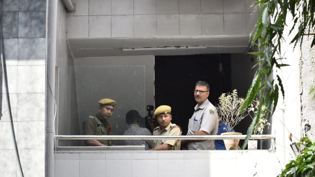 The Income Tax Department conducted searches on multiple premises linked to Delhi Transport minister Kailash Gahlot in connection with an alleged tax evasion case, officials said. They said at least 16 locations in and around the national capital were raided by a team of about 30 officials, seen here at Gahlot’s Vasant Kunj residence. (Vipin Kumar / HT Photo)
