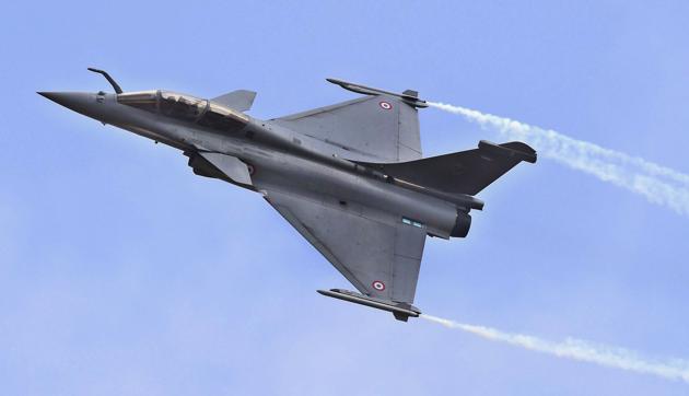 A Rafale fighter aircraft at an air show in Bengaluru.(PTI File Photo)