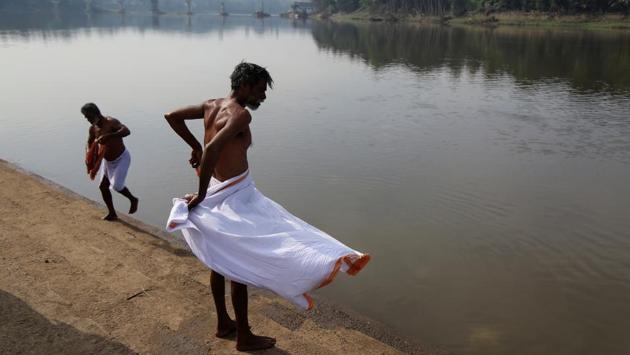 Reuters analysed historical data that shows both reservoirs were at more than 90% capacity on August 2, more than double their 10-year historical averages for that time of the year. Dam management experts said such levels were dangerously high for mid monsoon. Data also shows that if water levels had been lowered closer to historical averages two weeks prior they would have been able to absorb all the rain. (Sivaram V / REUTERS)