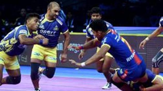 File image of Tamil Thalaiva players in action in the PKL.(PTI)