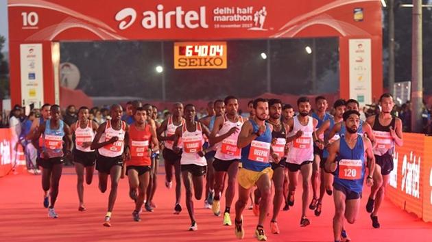 World Record Holder Jepkosgei Joins Delhi Half Marathon To Challenge Dibaba Hindustan Times @runadhm never in my dreams did i imagine that starting line for adhm would be just outside my home. world record holder jepkosgei joins