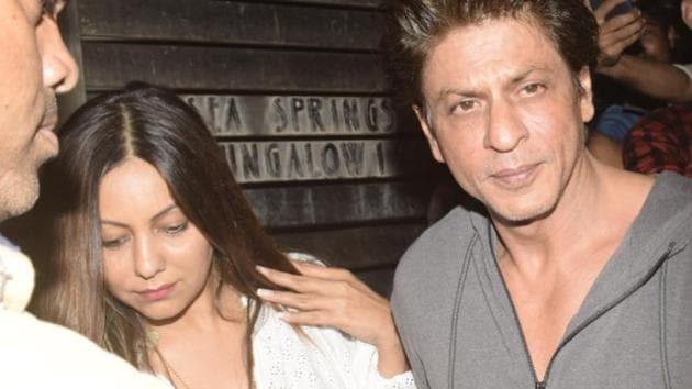 Shah Rukh Khan and his wife Gauri Khan at filmmaker Zoya Akhtar's birthday party.(IANS)