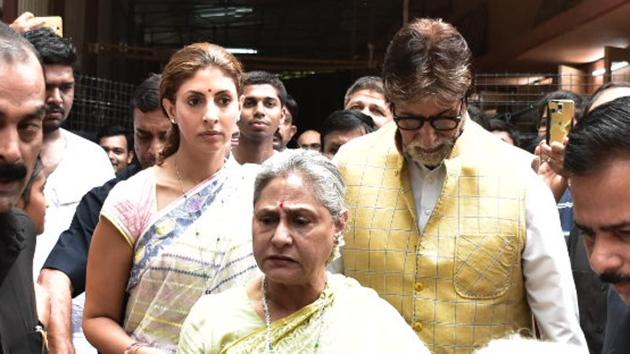 Amitabh Bachchan with wife Jaya Bachchan and daughter Shweta Bachchan Nanda.(Viral Bhayani)