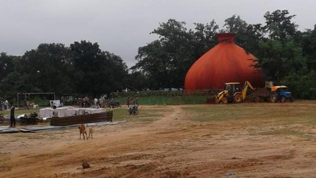 The pandal of the community puja in Birihandi village, once a Maoist stronghold. (HT Photo) The pandal of the community puja in Birihandi village, once a Maoist stronghold. (HT Photo)