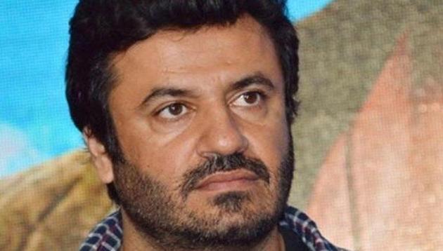 Vikas bahl has filed a defamation case against Vikramaditya Motwane and Anurag Kashyap. Vikas bahl has filed a defamation case against Vikramaditya Motwane and Anurag Kashyap.