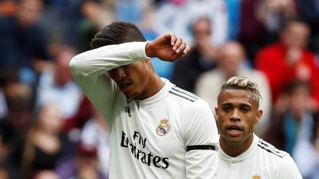 Real Madrid's Raphael Varane and Mariano during the match against UD Levante(REUTERS)