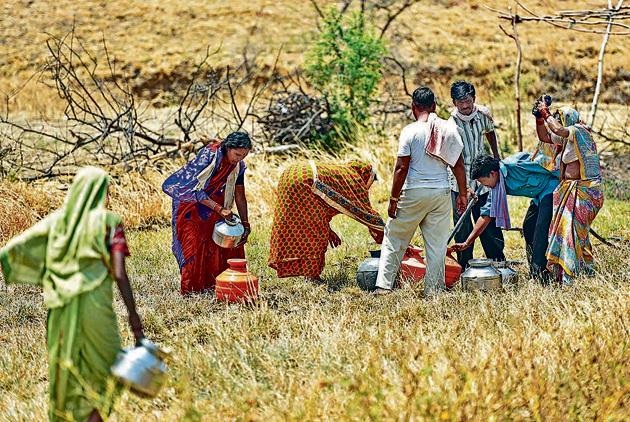 According to a ground water surveys and development agency official, the groundwater level in the state has reached such a low level for the first time after the 2012 drought and the state’s high percentage of basalt salt (82 per cent) makes water percolation difficult leading to low ground water levels. (Pratham Gokhale/ Hindustan Times) According to a ground water surveys and development agency official, the groundwater level in the state has reached such a low level for the first time after the 2012 drought and the state’s high percentage of basalt salt (82 per cent) makes water percolation difficult leading to low ground water levels. (Pratham Gokhale/ Hindustan Times)