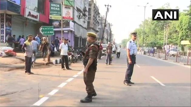 Despite assurances of safety and threats of revoking their trade licenses, shops and business establishments at most places remained shut. (ANI) Despite assurances of safety and threats of revoking their trade licenses, shops and business establishments at most places remained shut. (ANI)