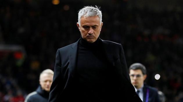 Manchester United manager Jose Mourinho prepares with his team before the match against Juventus.(Action Images via Reuters)