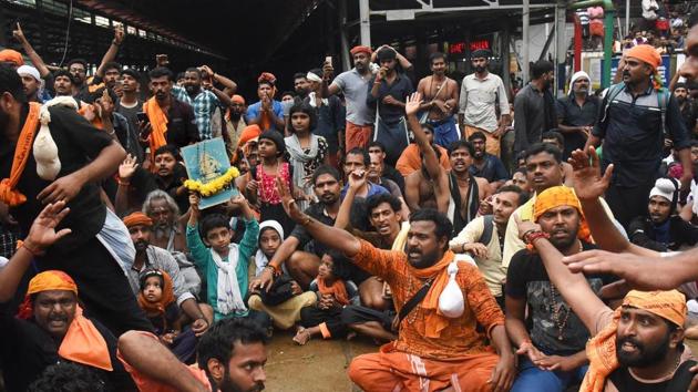 Protesters oppose the entry of women to the Sabarimala Temple, Kerala, Friday, Oct 19, 2018. (PTI) Protesters oppose the entry of women to the Sabarimala Temple, Kerala, Friday, Oct 19, 2018. (PTI)