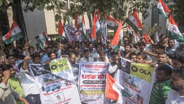 Mumbai has around 45,000 to 50,000 app-based taxis. Their drivers are demanding a minimum base fare in the range of ₹100-150 depending on the type of car and a per-km fare of ₹18 to ₹23. (Pratik Chorge/HT Photo) Mumbai has around 45,000 to 50,000 app-based taxis. Their drivers are demanding a minimum base fare in the range of ₹100-150 depending on the type of car and a per-km fare of ₹18 to ₹23. (Pratik Chorge/HT Photo)