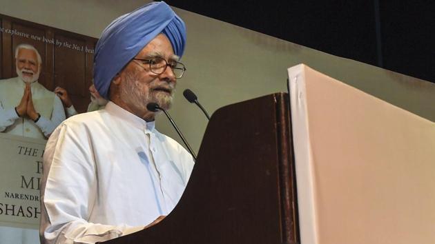 New Delhi: Former prime minister Manmohan Singh speaks at the release the book " The Paradoxical Prime Minister" authored by Shashi Tharoor in New Delhi. (AP) New Delhi: Former prime minister Manmohan Singh speaks at the release the book " The Paradoxical Prime Minister" authored by Shashi Tharoor in New Delhi. (AP)