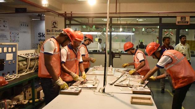 The Pradhan Mantri Kaushal Vikas Yojana by technical institutes (PMKVY-TI) was launched two years ago. (HT File Photo/Representative Photo) The Pradhan Mantri Kaushal Vikas Yojana by technical institutes (PMKVY-TI) was launched two years ago. (HT File Photo/Representative Photo)