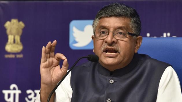 Union minister Ravi Shankar Prasad, seeking a response from Rahul Gandhi, said he should apologise to Hindus, if he does not support the statements made by Shashi Tharoor.(HT File Photo)