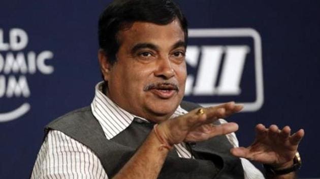 Union minister for road, transport and highways Nitin Gadkari on Saturday said India is a “rich nation with a poor population” as those who ruled the country earlier benefitted their own families.(Reuters File Photo) Union minister for road, transport and highways Nitin Gadkari on Saturday said India is a “rich nation with a poor population” as those who ruled the country earlier benefitted their own families.(Reuters File Photo)
