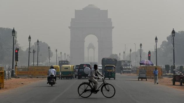 For Punjab, the average Air Quality Index (AQI) during October was 100, with Delhi recording it at 400.(AFP)