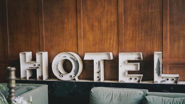 Finding a hotel in the right location is one of the most challenging aspects of planning a trip in India(Photo by Bill Anastas on Unsplash)