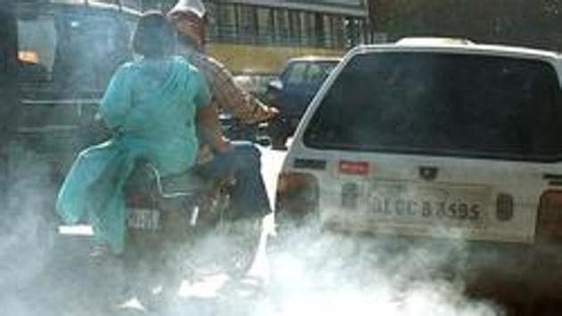 The overall air quality index of Delhi was recorded at 392, which falls in the ‘very poor’ category and is just eight points from turning severe. (HT File Photo) The overall air quality index of Delhi was recorded at 392, which falls in the ‘very poor’ category and is just eight points from turning severe. (HT File Photo)