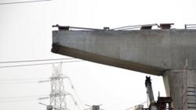 In a bid to decongest Delhi, the Centre has planned three RRTS corridors -- Delhi-Meerut, Delhi-Alwar and Delhi-Panipat — to enable fast commute from cities around Delhi in the National Capital Region(HT File) In a bid to decongest Delhi, the Centre has planned three RRTS corridors -- Delhi-Meerut, Delhi-Alwar and Delhi-Panipat — to enable fast commute from cities around Delhi in the National Capital Region(HT File)