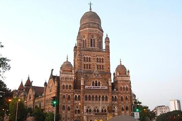 The BMC’s proposal to provide mobile morgues to those who cannot afford private morgues is pending approval by its health panel.(HT File Photo)