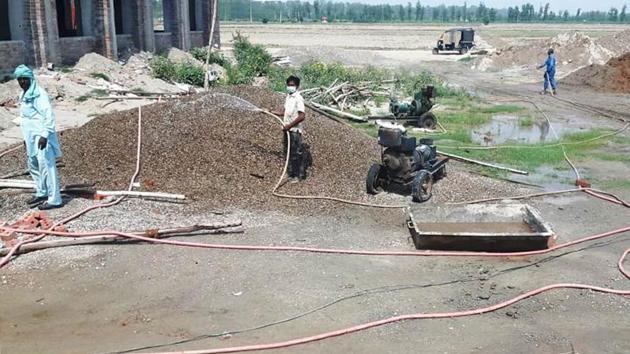 A fine has been imposed on the executive engineer of I&FC for leaving construction material open on the stretch, allowing dust pollution in the area,” said sub-divisional magistrate Arun Gupta. (HT File Photo) A fine has been imposed on the executive engineer of I&FC for leaving construction material open on the stretch, allowing dust pollution in the area,” said sub-divisional magistrate Arun Gupta. (HT File Photo)