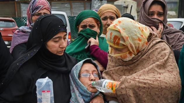 Family members and relatives of Ehtisham Bilal (17) who went missing from Greater Noida’s Sharda University and has allegedly joined the Islamic state group, have appealed to the militants to let him come back to his family (File photo) (PTI) Family members and relatives of Ehtisham Bilal (17) who went missing from Greater Noida’s Sharda University and has allegedly joined the Islamic state group, have appealed to the militants to let him come back to his family (File photo) (PTI)