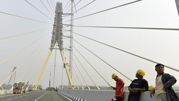 “We want to appeal to people of Delhi to come to the inauguration ceremony. There will get the opportunity to see how the bridge without a pillar works. It will be followed by a laser show,” Sisodia said after inspecting the infrastructure project on Friday. (Sanchit Khanna / HT Photo) “We want to appeal to people of Delhi to come to the inauguration ceremony. There will get the opportunity to see how the bridge without a pillar works. It will be followed by a laser show,” Sisodia said after inspecting the infrastructure project on Friday. (Sanchit Khanna / HT Photo)
