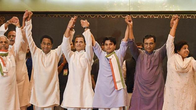 Congress President Rahul Gandhi with state party leaders Kamal Nath, Ajay Singh Rahul, Suresh Pachouri (L), state Election Campaign Committee Chairman Jyotiraditya Scindia, AICC General Secretary Deepak Babria and State Media Incharge Shobha Oza in Indore, Madhya Pradesh, Oct 30, 2018.(PTI File Photo)