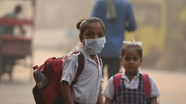 With Delhi’s air quality expected to deteriorate further post Diwali, several schools have started taking precautionary measures. (Raj K Raj/HT file) With Delhi’s air quality expected to deteriorate further post Diwali, several schools have started taking precautionary measures. (Raj K Raj/HT file)