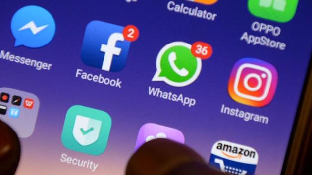Apps for Facebook, Instagram on a smartphone.(AFP File Photo)