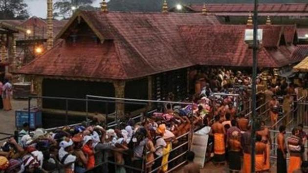 Hindu devotees wait in queues inside the premises of the Sabarimala temple in Pathanamthitta district in Kerala, India, October 18, 2018. REUTERS/Sivaram V (REUTERS) Hindu devotees wait in queues inside the premises of the Sabarimala temple in Pathanamthitta district in Kerala, India, October 18, 2018. REUTERS/Sivaram V (REUTERS)