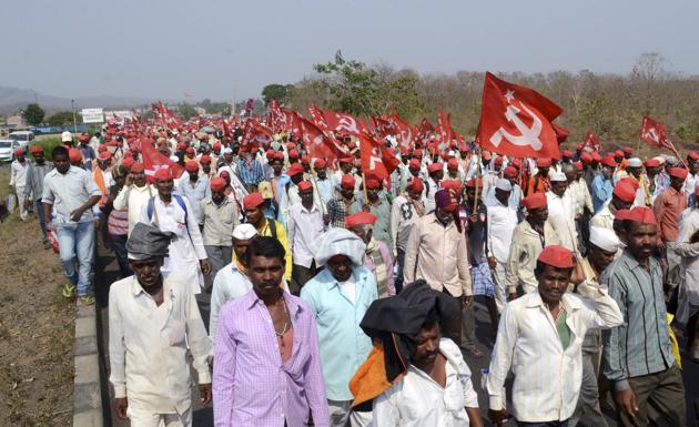 Farmers took part in a march from Nashik to Vidhan Bhavan in Mumbai in March 2018 to protest the government’s inaction.(HT Photo)