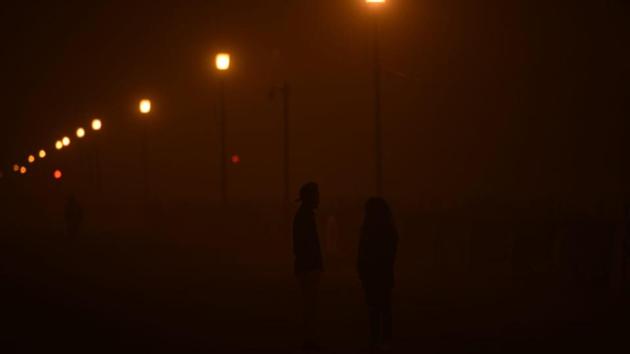 While senior Delhi Police officials admitted to “sporadic” breaches of the top court’s order, the effects grew increasingly noticeable as the hours progressed towards Thursday morning. This predawn scene around India Gate is just one of many examples. (Biplov Bhuyan / HT Photo)