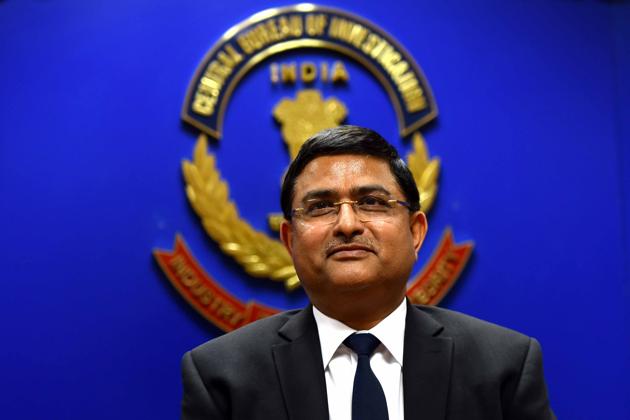 Rakesh Asthana has been divested of his duties and sent on leave by the central government following his ongoing feud with the CBI Director. (Arun Sharma/HT Photo) Rakesh Asthana has been divested of his duties and sent on leave by the central government following his ongoing feud with the CBI Director. (Arun Sharma/HT Photo)