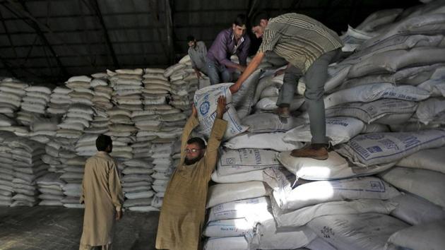 India is the largest producer of sugar in the world with 32 million tonnes production in 2018. (REUTERS) India is the largest producer of sugar in the world with 32 million tonnes production in 2018. (REUTERS)