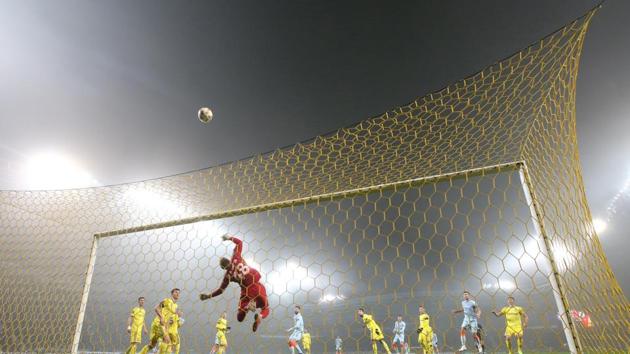 BATE Borisov v Chelsea during the Europa League Group L match at the Borisov Arena in Barysaw, Belarus. (Vasily Fedosenko / REUTERS) BATE Borisov v Chelsea during the Europa League Group L match at the Borisov Arena in Barysaw, Belarus. (Vasily Fedosenko / REUTERS)