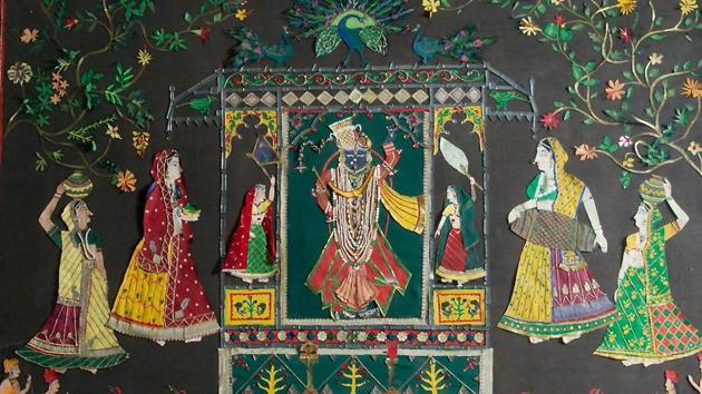 Sanjhi is an art form rooted in the folk culture of Mathura, Uttar Pradesh, and later became an integral part of Vaishnavite traditions.(Courtesy: Artisans’)