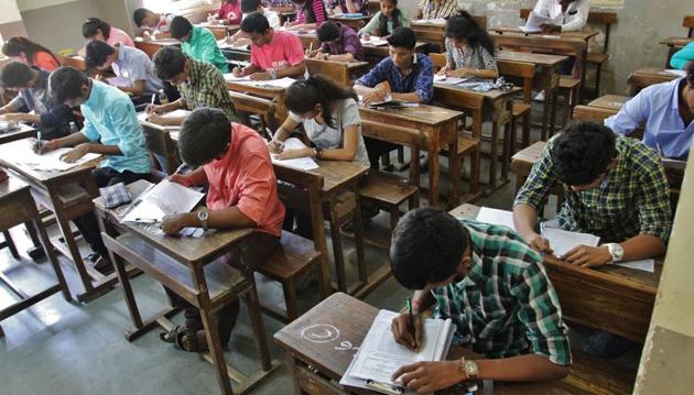 As per the data shared by the education department, out of a total of 97,435 seats that were made available for admission under the centralised admission process (CAP) this year, 30,743 remained vacant. (Hindustan Times) As per the data shared by the education department, out of a total of 97,435 seats that were made available for admission under the centralised admission process (CAP) this year, 30,743 remained vacant. (Hindustan Times)