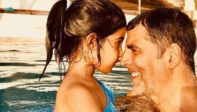 Akshay Kumar with daughter Nitara in a picture from one of their many family holidays.(Instagram)