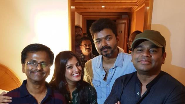 Vijay’s film Sarkar earned Rs 200 crore in its first extended weekend. Vijay’s film Sarkar earned Rs 200 crore in its first extended weekend.