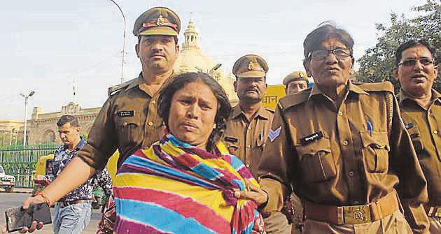 Asma Khatoon, a resident of Madion area attempted self-immolation outside Vidhan Bhawan(Mohd Rafique)