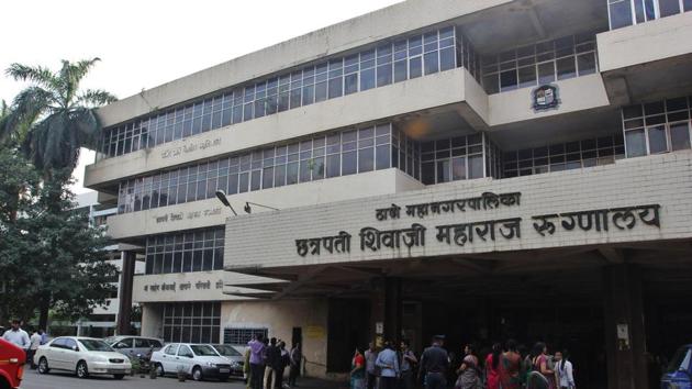 Acupuncture and massage therapy are now certified paramedical courses in Maharashtra medical education department(HT File Photo)