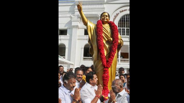 A statue of late AIADMK supremo and former chief minister J Jayalalithaa formally unveiled by Tamil Nadu chief minister Edappadi K Palaniswami, Tamil Nadu deputy chief minister O Panneerselvam and others, at the party headquarters in Chennai. (PTI) A statue of late AIADMK supremo and former chief minister J Jayalalithaa formally unveiled by Tamil Nadu chief minister Edappadi K Palaniswami, Tamil Nadu deputy chief minister O Panneerselvam and others, at the party headquarters in Chennai. (PTI)